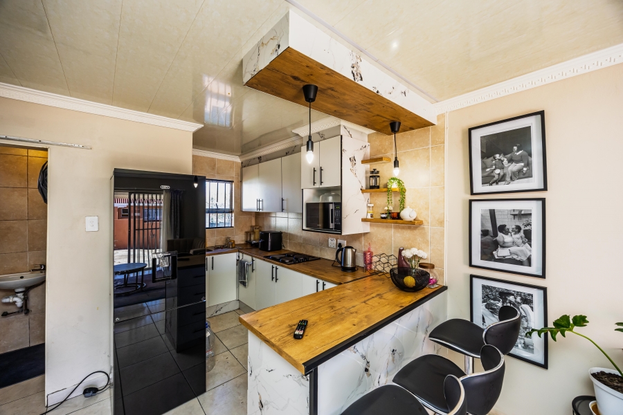 10 Bedroom Property for Sale in Greenfields Eastern Cape